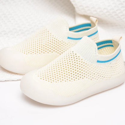 Kids Simple Mesh Knitting Breathable Outdoor Slip-on Sneakers childrensterritory