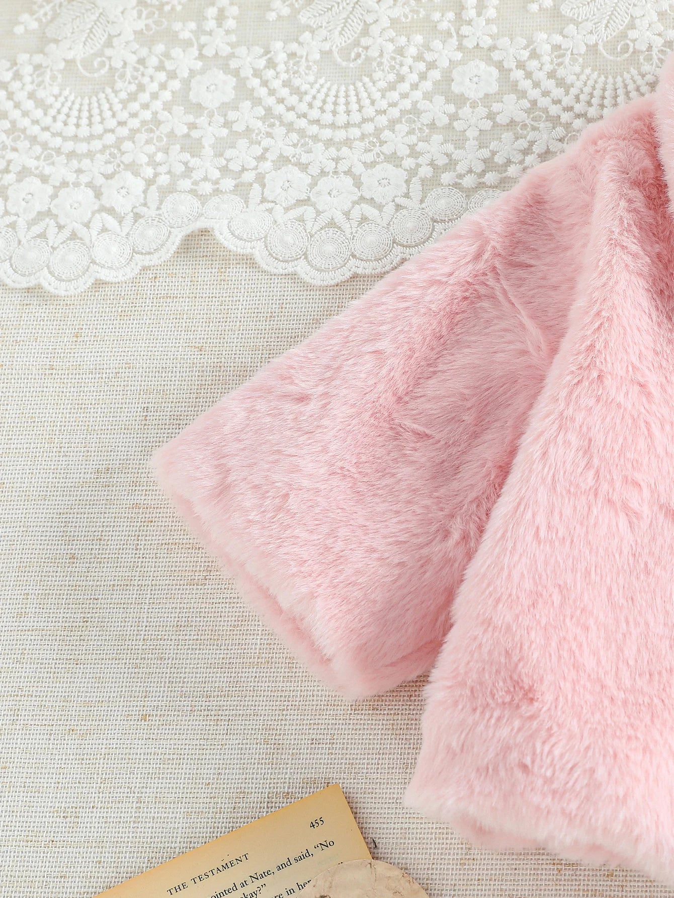 Girls’ Stylish Fur Winter Coat with Elegant Collar Design