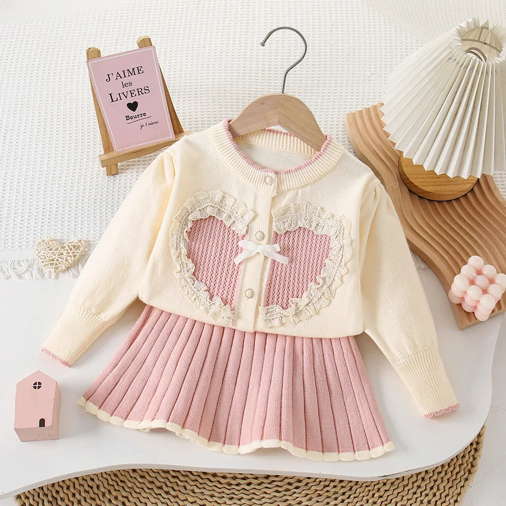 Girls' Long-Sleeved Heart Design Winter Outfit