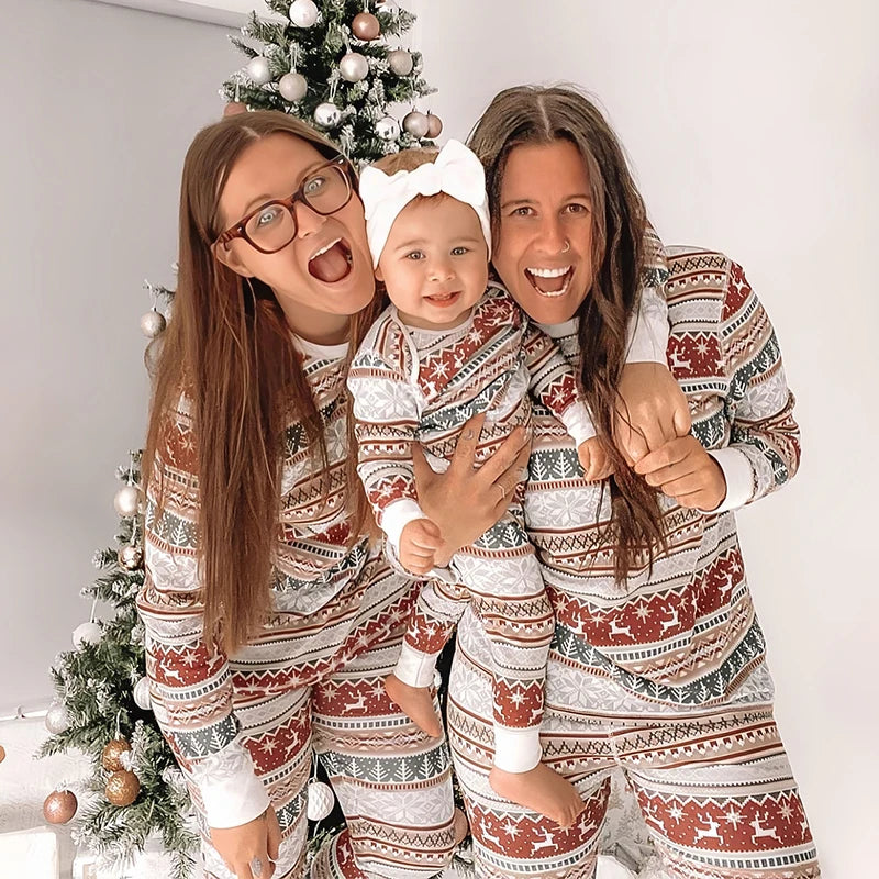 Cartoon Deer and Tree Print Family Matching Christmas Pajamas Sets childrensterritory