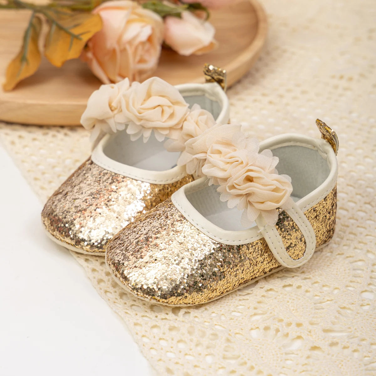 First Walkers Cotton Bottom Non-slip Flower Lace Shoes