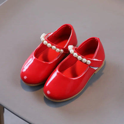 Pearl-Decorated Little Girls&