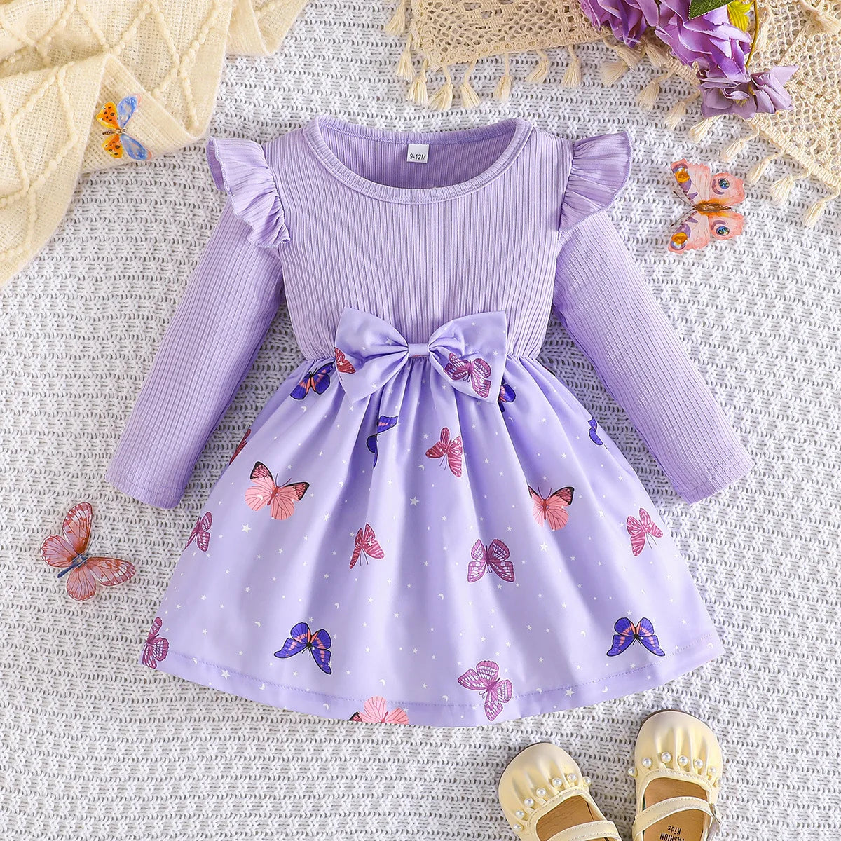 Baby Girls’ Winter Outfits with Delicate Lace Design