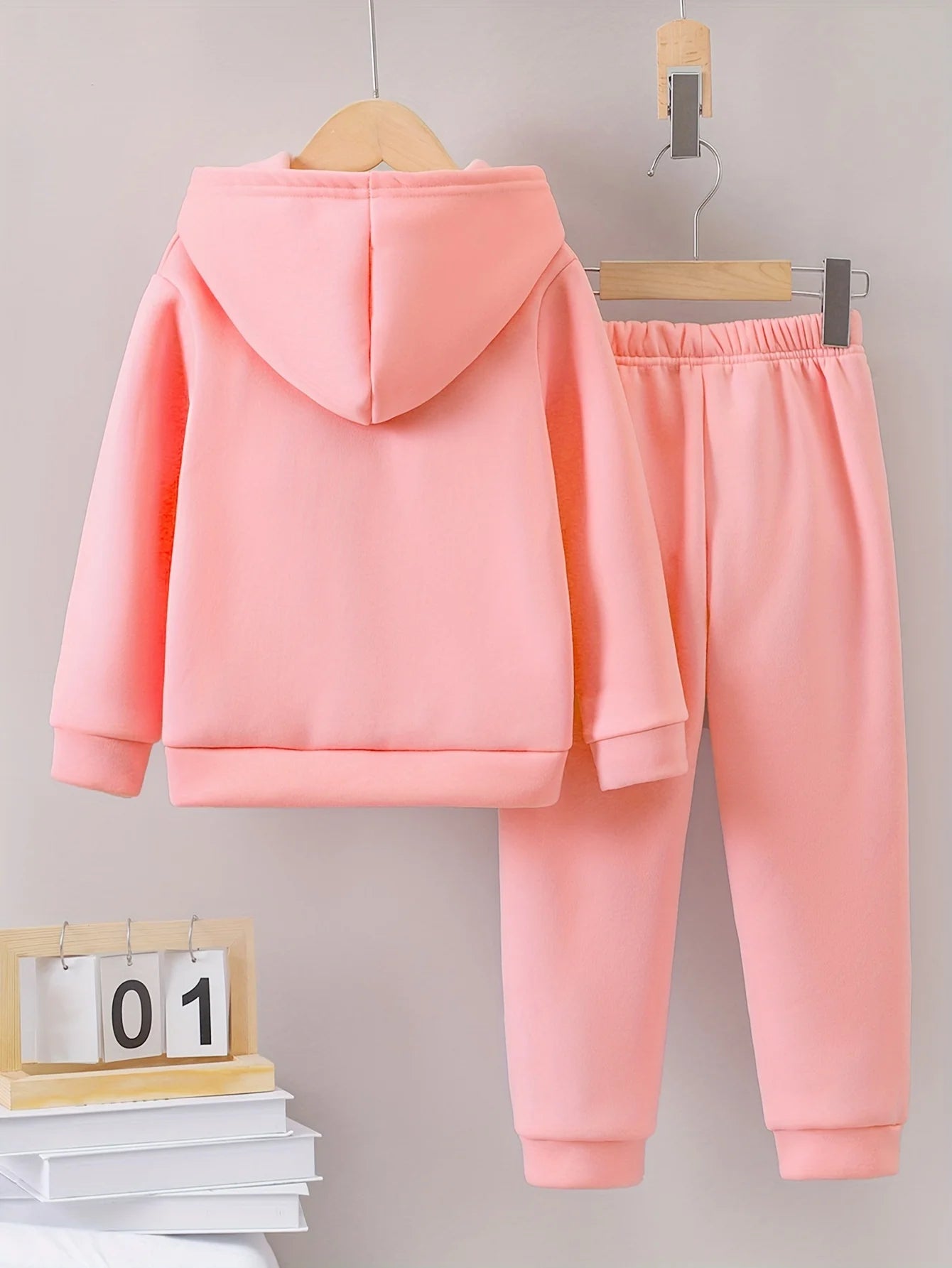 Little Girls' Fall/Winter Warm Printed Hoodie and Sweatpants Set