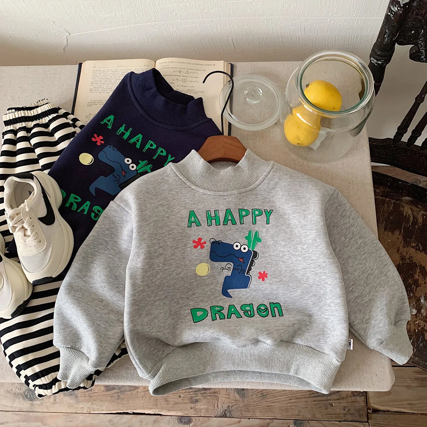 Kids Cartoon Print Long-Sleeved Winter Sweatshirt