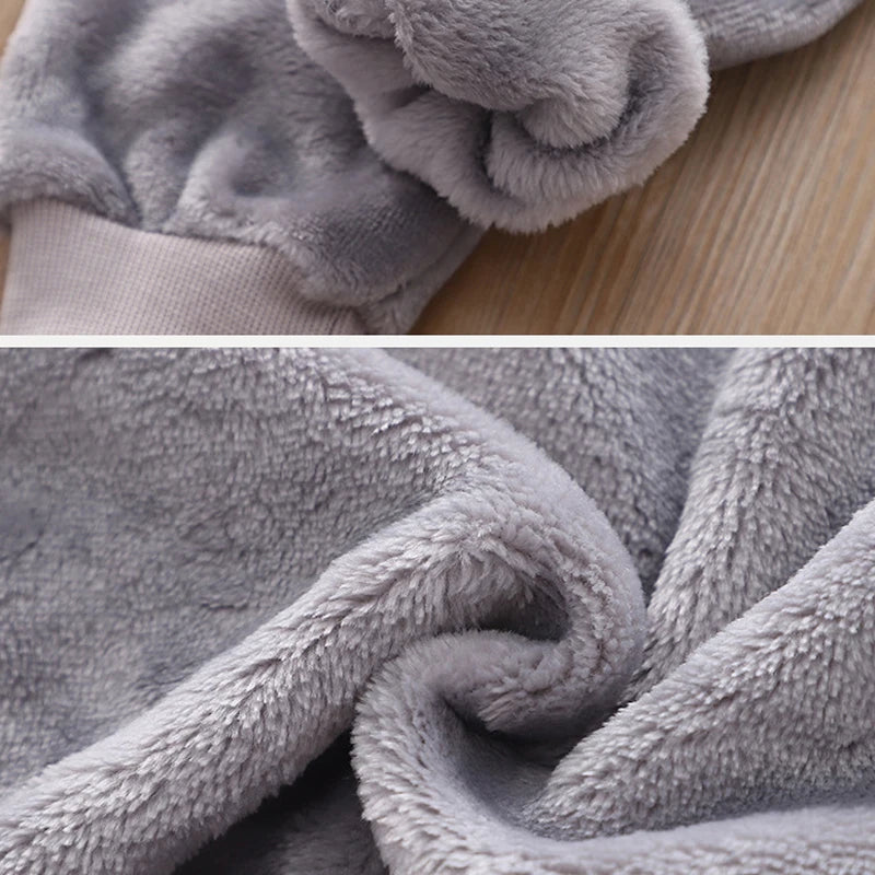 Long-Sleeved Cartoon Design Warm Kids Clothing Set