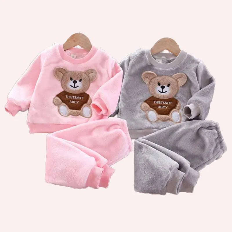 Kids' Long-Sleeved Bear Design Winter Casual Clothing Set