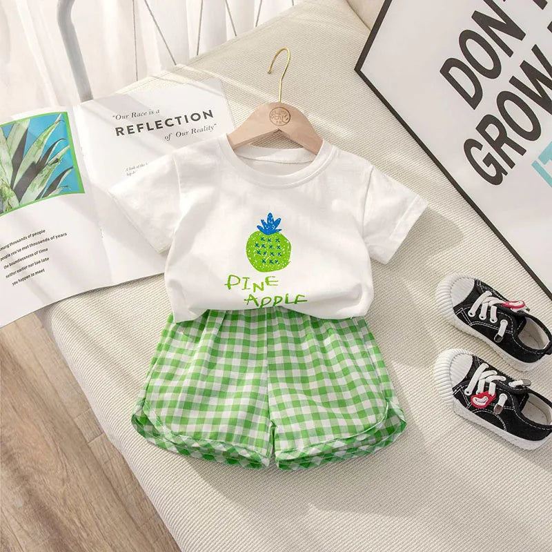 2Pcs Baby Girls Short Sleeved Tees and Plaid Shorts Outfit Set childrensterritory