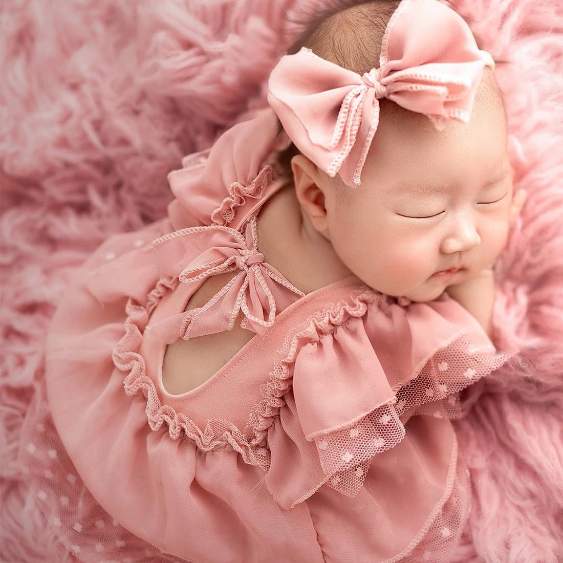 Newborn 2 Pieces Romper and Bow Hairband Photography Outfit childrensterritory