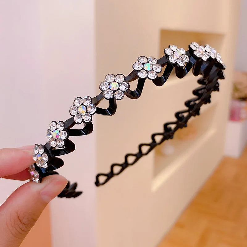 Pearl &amp; Rhinestone Decorated Non-Slip Hairbands for Girls
