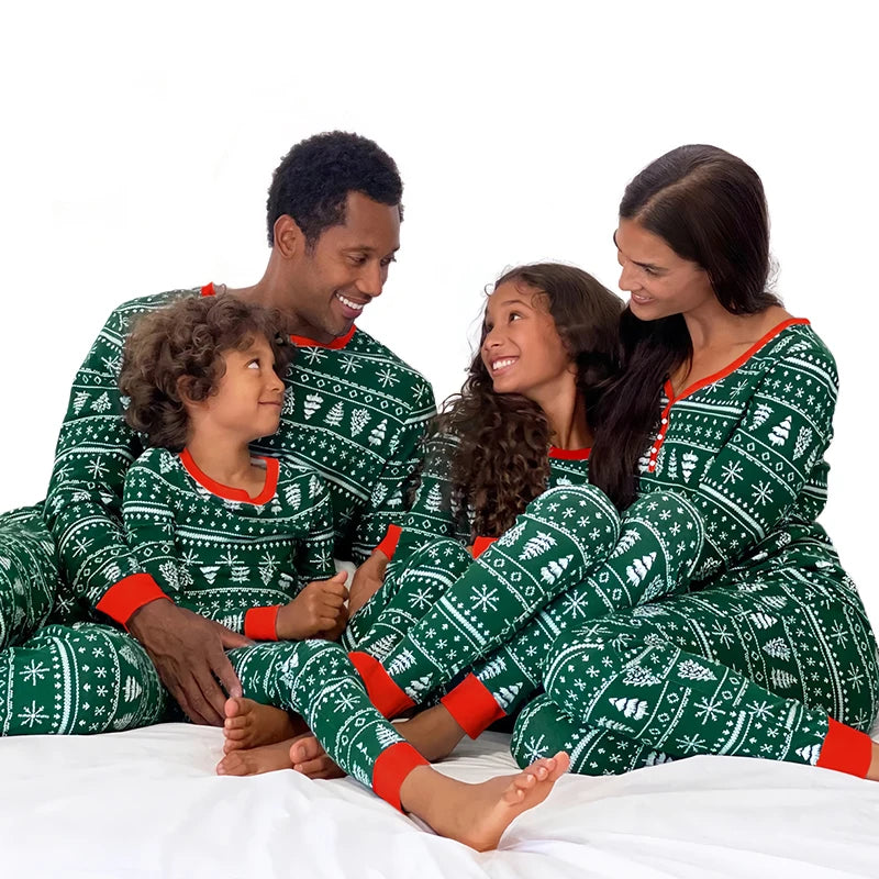 Cartoon Deer and Tree Print Family Matching Christmas Pajamas Sets childrensterritory