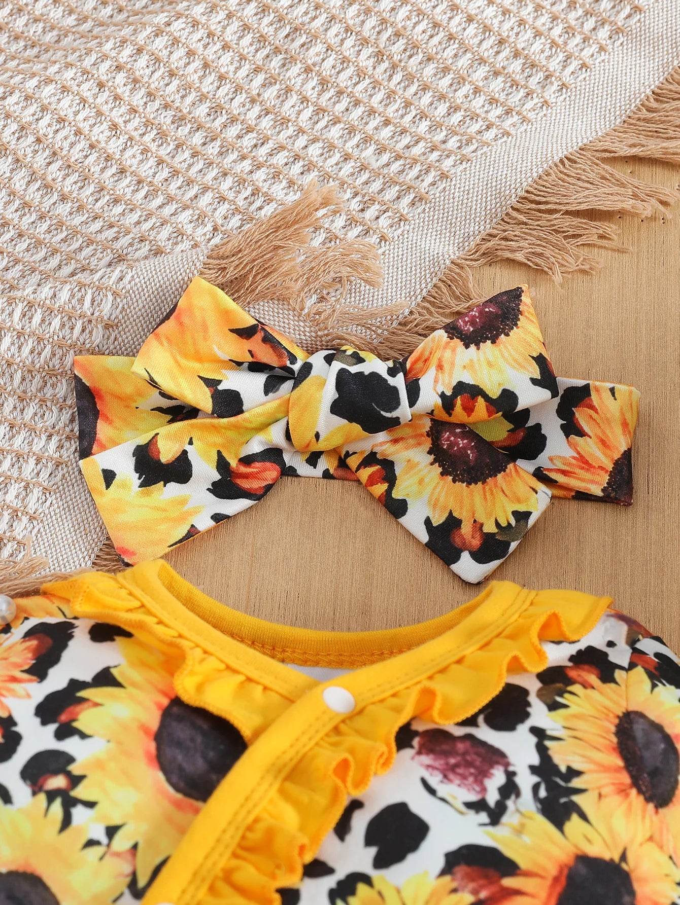 Newborn Girl Floral Print Romper with Headband