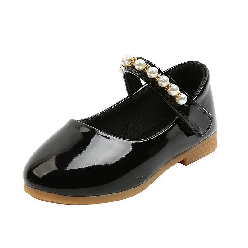 Pearl-Decorated Little Girls&