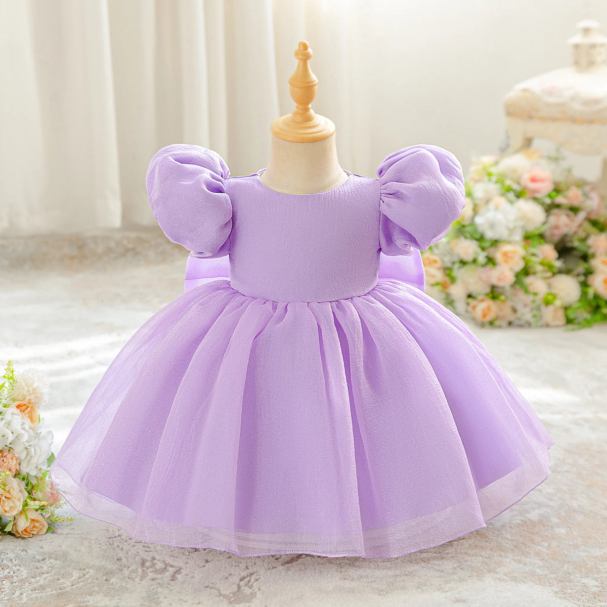 Little Girl Puff Sleeves Wedding Party Gown With Bow Puff Design