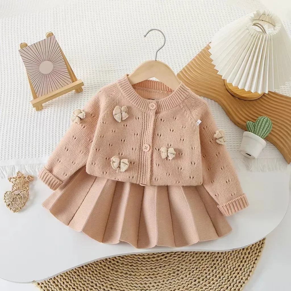 Girls’ Long-Sleeve Soft Winter Sweater with Heart Design childrensterritory