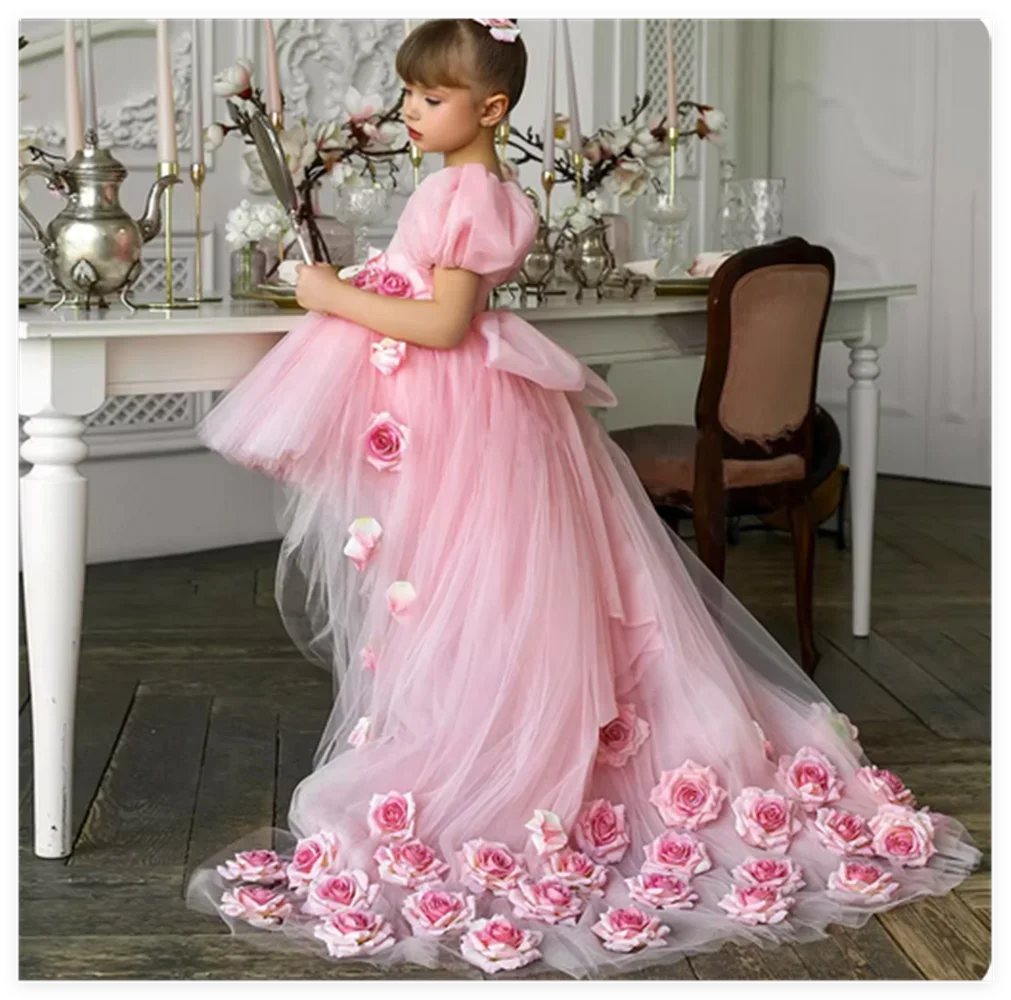 Off-Shoulder Tulle Wedding Party Gowns with Flowers for Girls