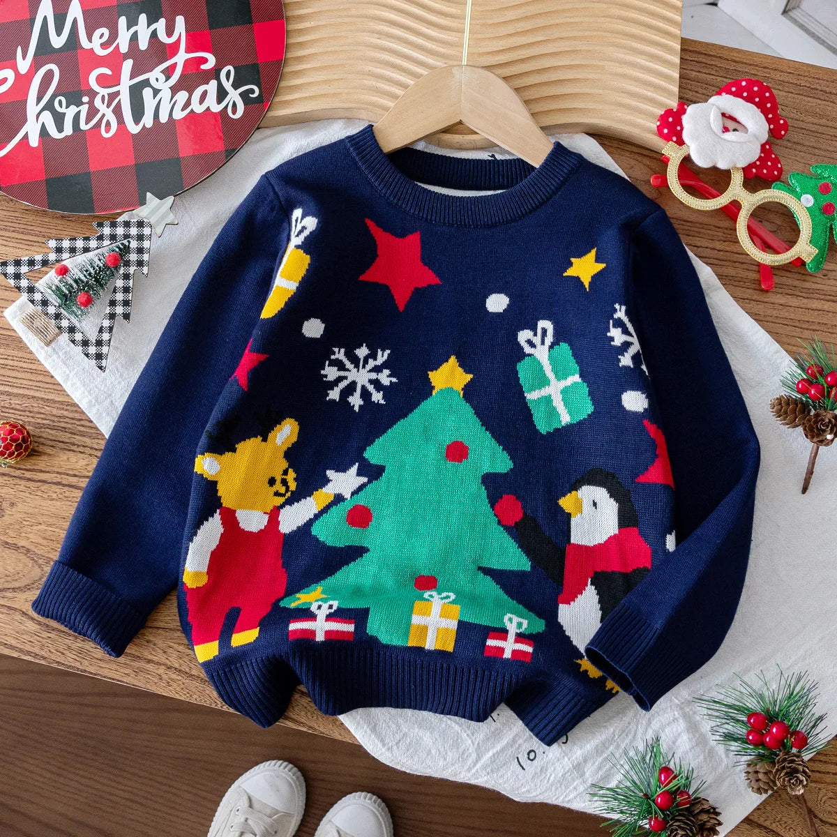 Kids Round Neck Christmas Design Warm Sweater