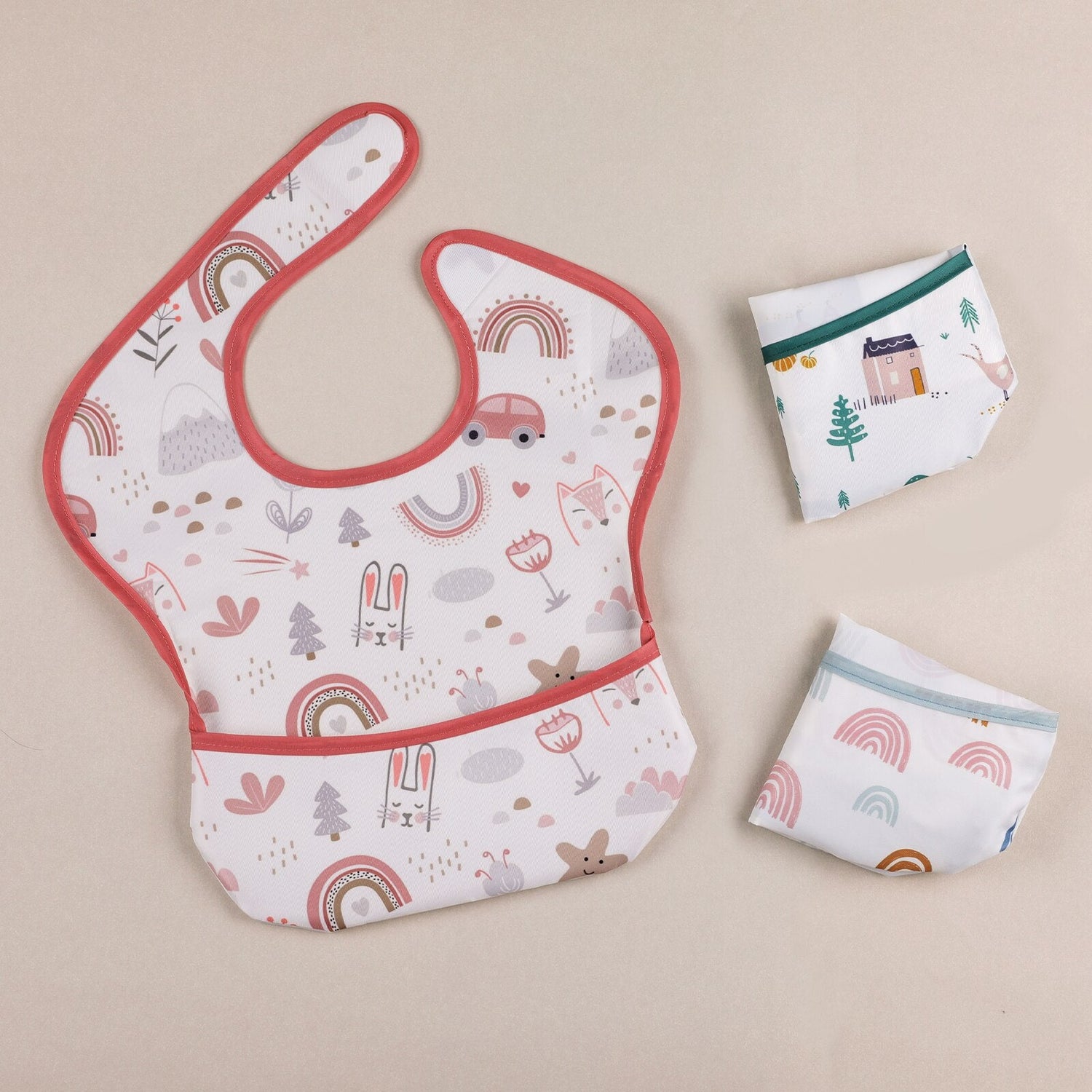2Pcs Waterproof Cartoon Bibs/Feeding Bibs for Baby childrensterritory