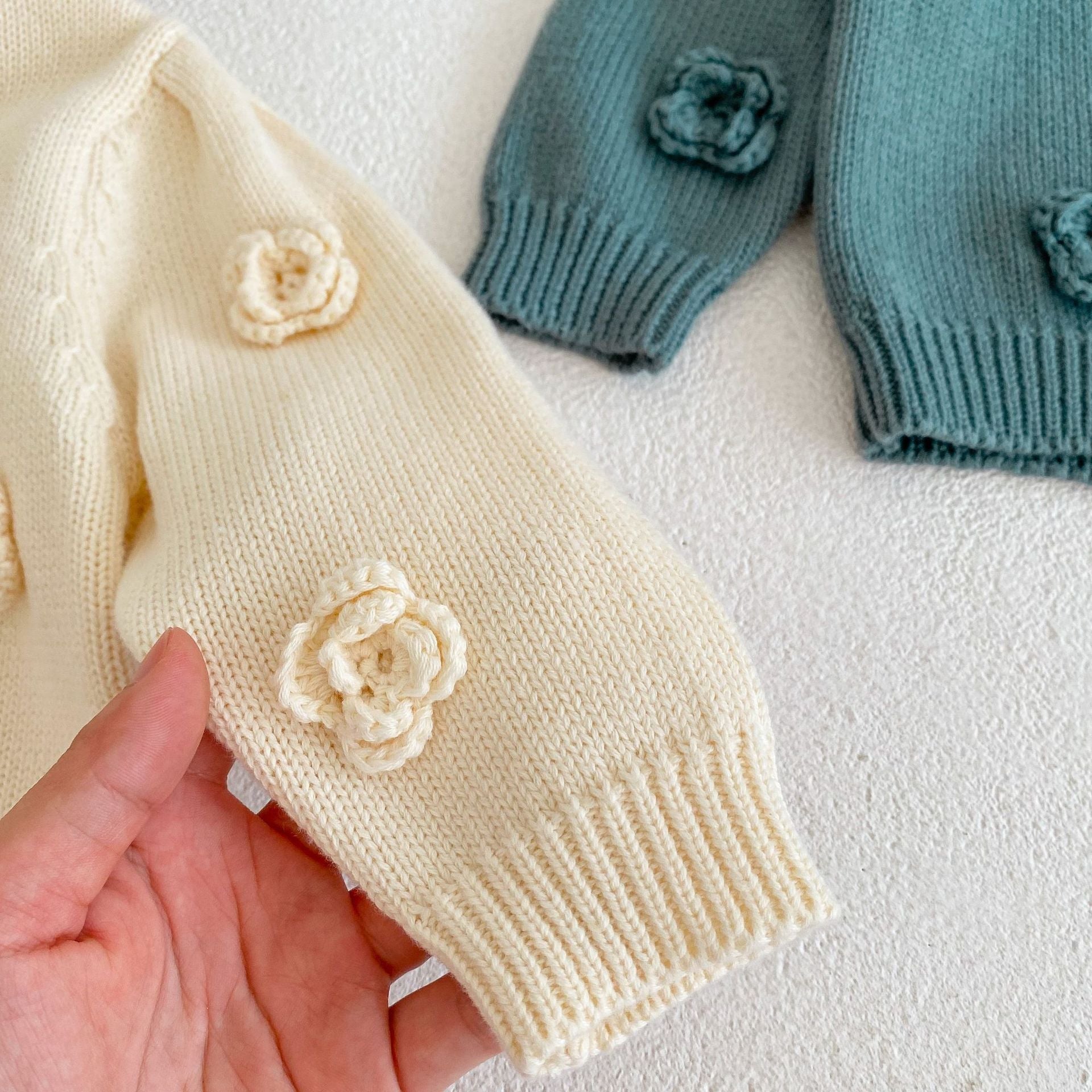 Handmade Flower Design Baby Cardigan/Knitwear childrensterritory
