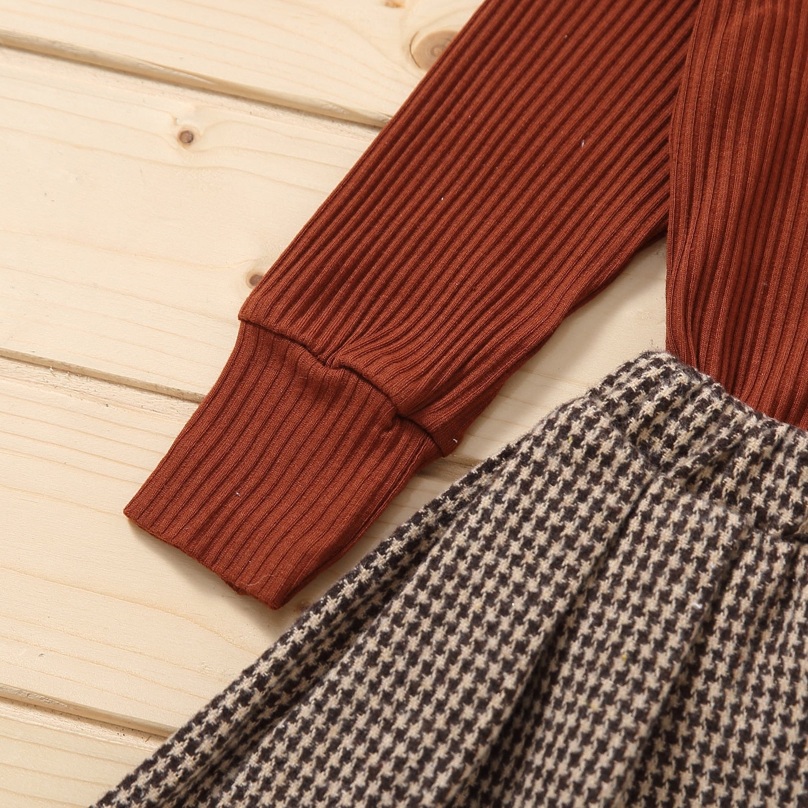 Kids Girls 2Pcs Turtleneck Knitwear &amp; Pleated Skirt Set childrensterritory