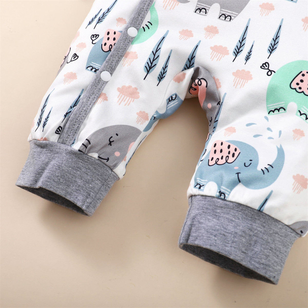 Infant Boy Cartoon Print One-Piece with Hat Set childrensterritory